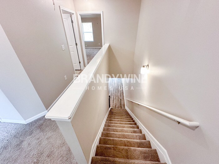 Building Photo - 1916 Old Dogwood