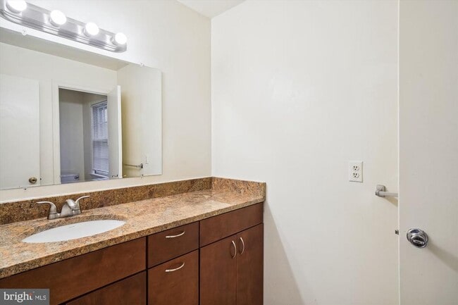 Building Photo - 11808 Coldstream Dr