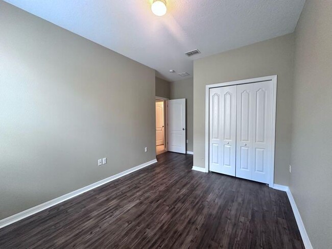 Building Photo - 15247 Montesino Dr