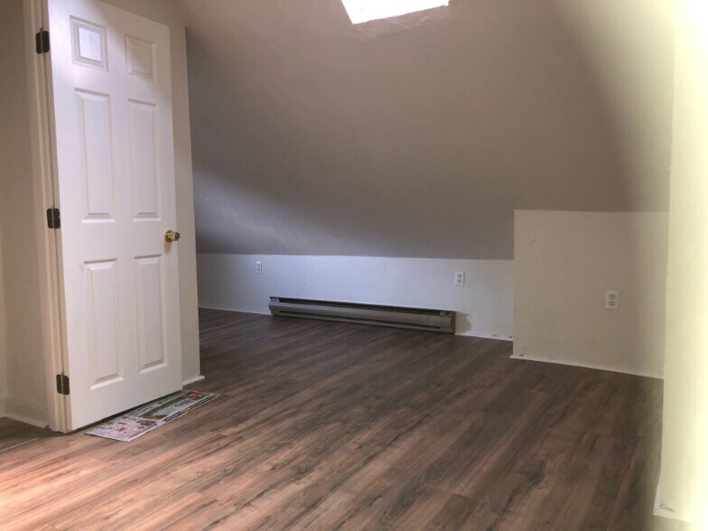 Building Photo - 23 Purchase St