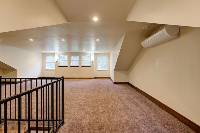 Building Photo - 2429 Cedar Oak Dr