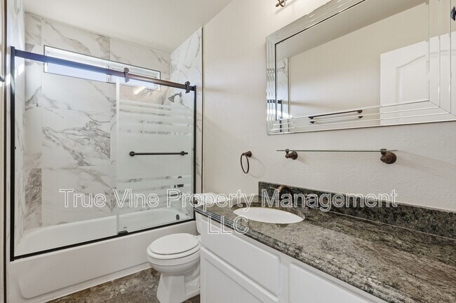 Building Photo - 116 Cirrus Cove