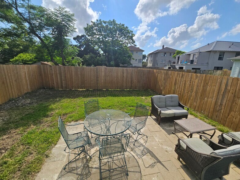 Backyard - 2616 Soniat St