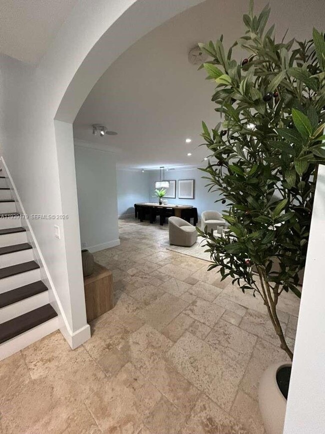 Building Photo - 1108 Washington St