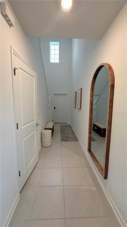 Building Photo - 2731 Armstrong Ave