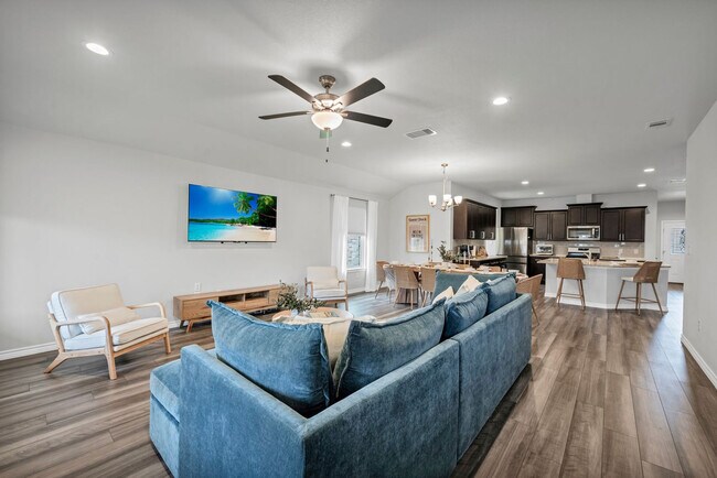 Building Photo - 2785 Eltonne Gdns Dr