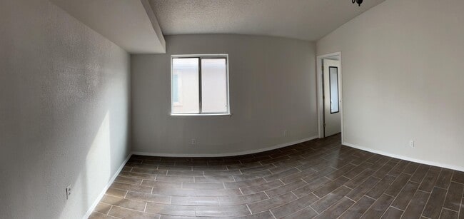 Building Photo - 3628 Tierra Alba Dr