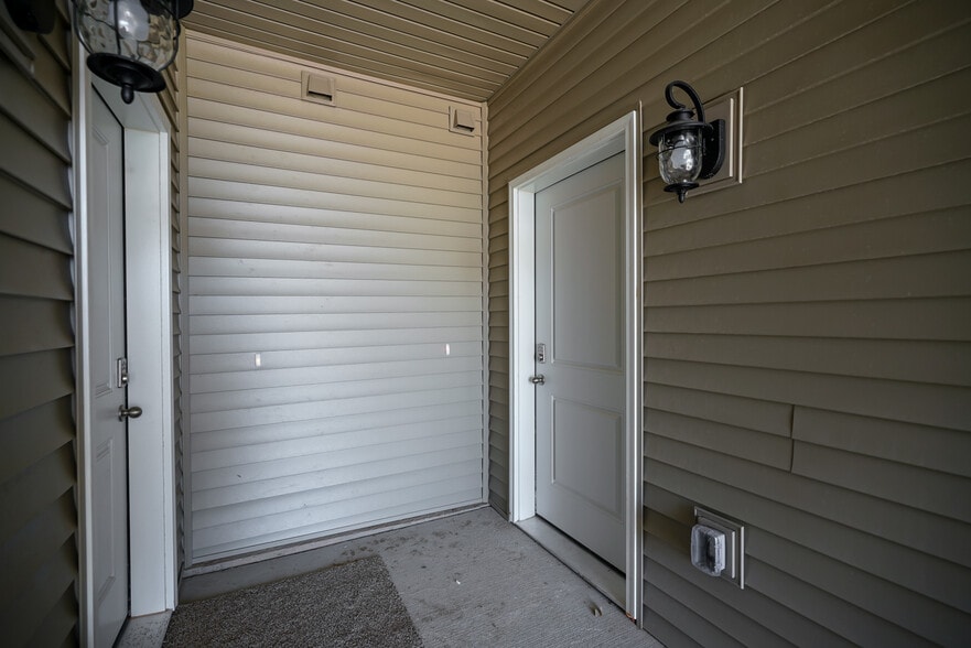 Building Photo - 639 McKay Way