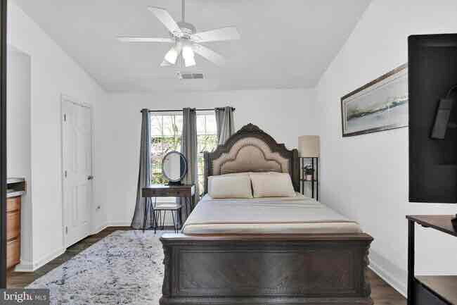 Building Photo - 8515 Towne Manor Ct