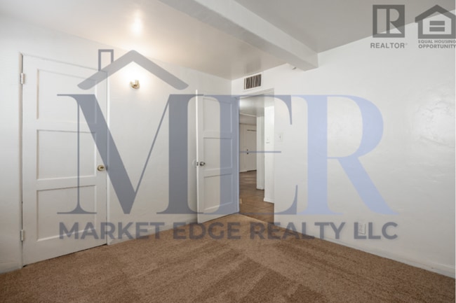 Building Photo - 3Bed/1Bath House at Chandler Blvd/McQueen Rd! Move-In Ready on 06/04/2026! -- NO HOA! RV GATE!