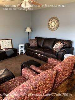 Building Photo - 2bed/2bath home on the river and close to ...