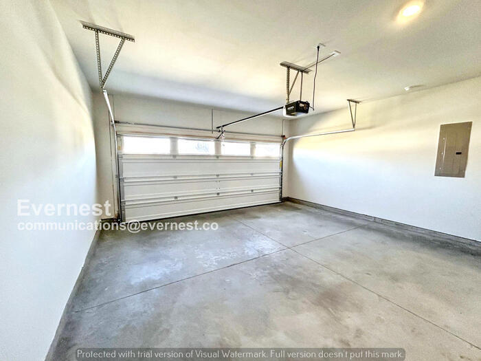 Building Photo - 2312 Valverde Wy