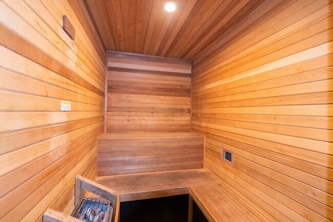 Building Photo - 202 Ivory Coral Ln