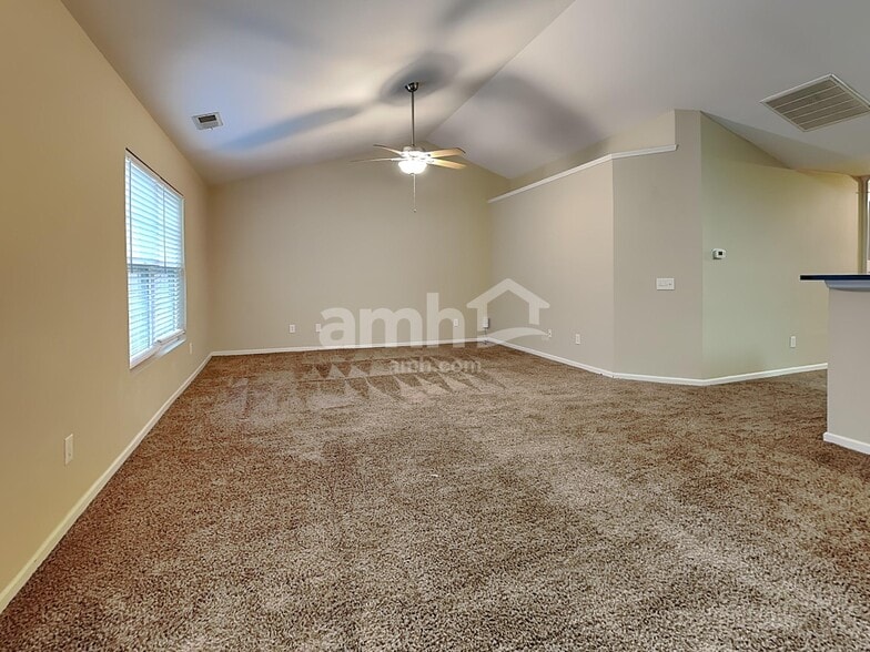 Building Photo - 5015 Whitfield Ct