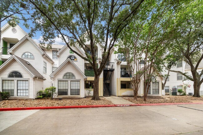Building Photo - 1710 W T C Jester Blvd