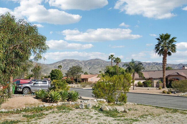 Building Photo - 64382 Spyglass Ave