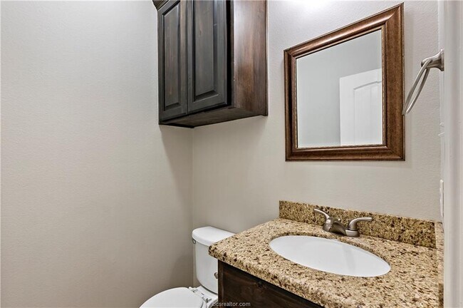 Building Photo - 4336 Nagle St