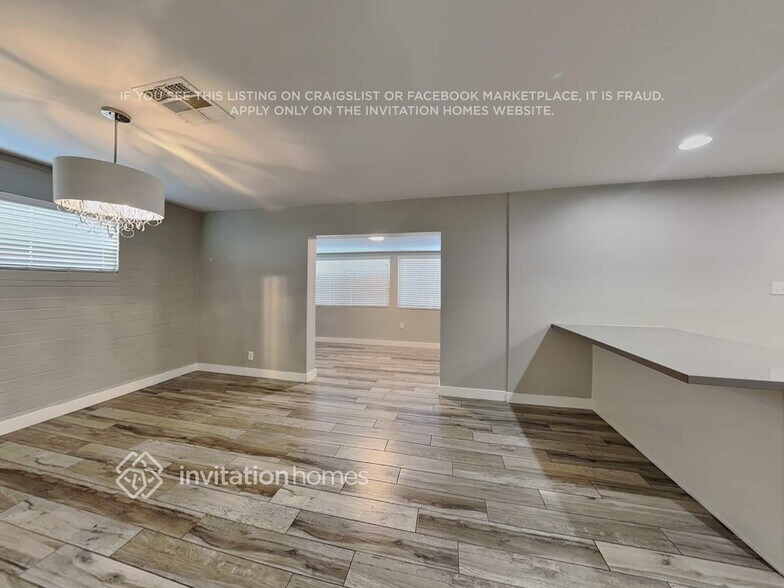 Building Photo - 7846 E Willetta St