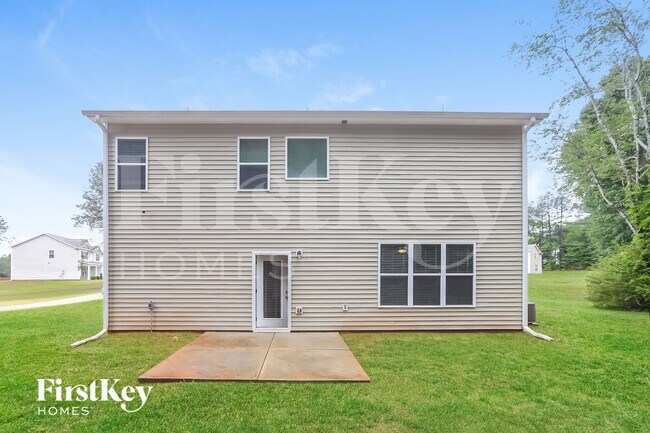 Building Photo - 220 Wellbrook Dr