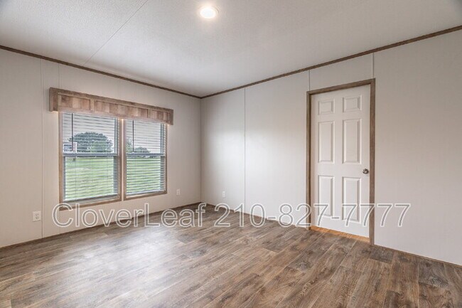 Building Photo - 417 Co Rd 6812