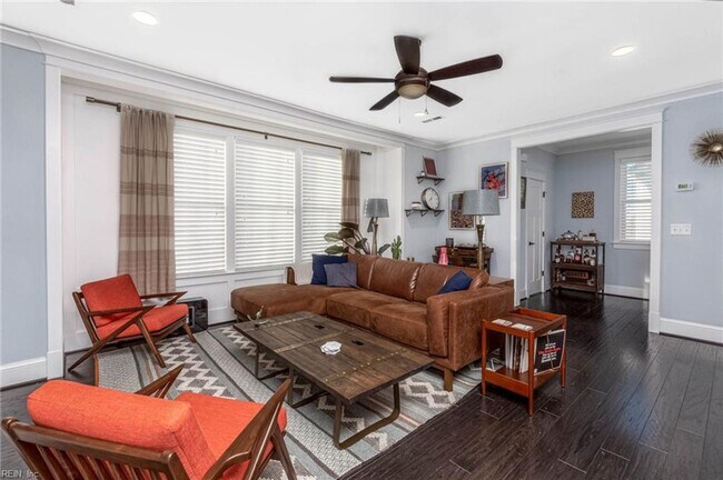 Building Photo - EAST BEACH