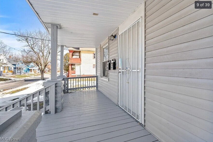 Building Photo - 13612 Durkee Ave