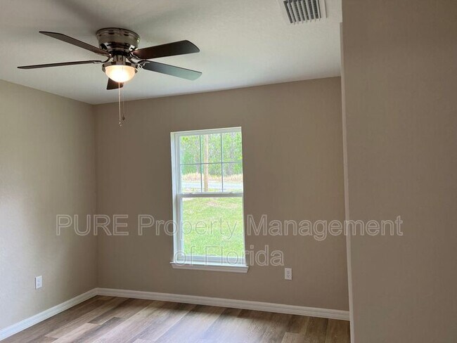 Building Photo - 8 Locust Loop Dr