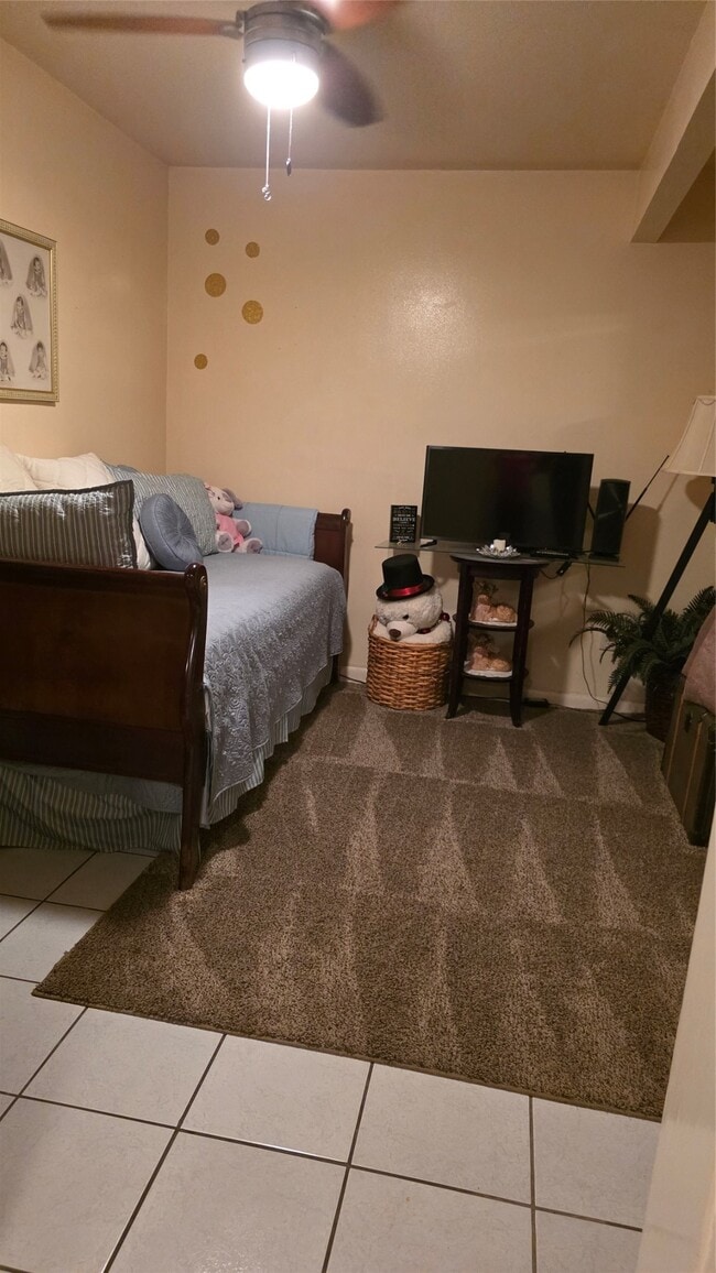 Building Photo - 5234 Mulford St