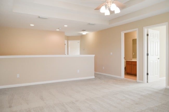 Building Photo - Exceptional Four Bedroom Home Located In Victoria Lakes!