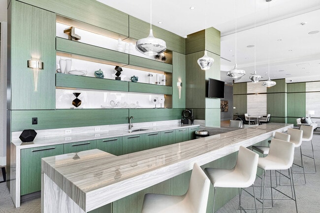 Building Photo - 1155 N Gulfstream Ave