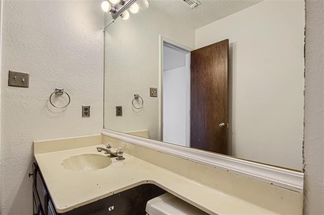 Building Photo - 2200 Sequoia Ln