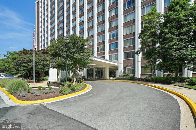 Building Photo - 11801 Rockville Pike