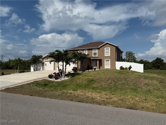 Primary Photo - 643 NE 7th Pl