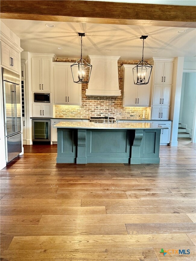 Building Photo - 627 Mission View Ct