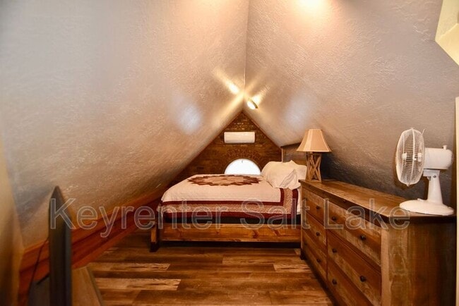 Building Photo - 1315 Washington Blvd