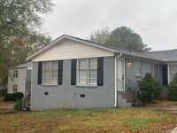 Building Photo - Duplex in Taylors 3 bed/ 2 bath