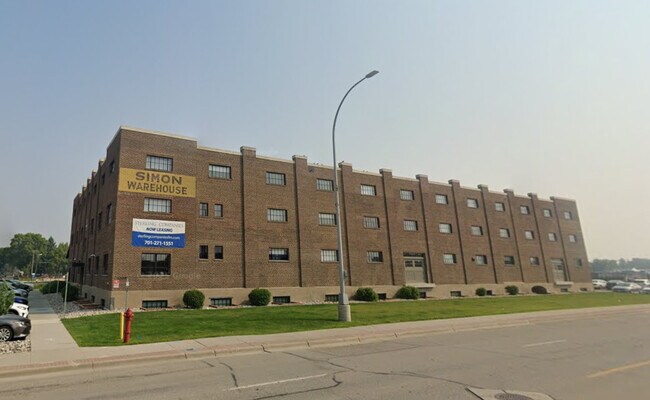 Building Photo - Simon Warehouse