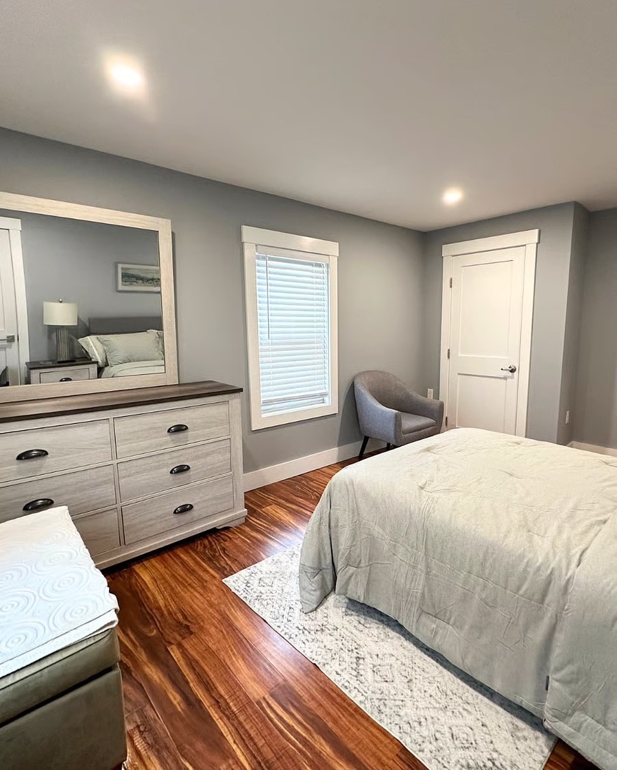 bedroom 1 - 22 Allessio St