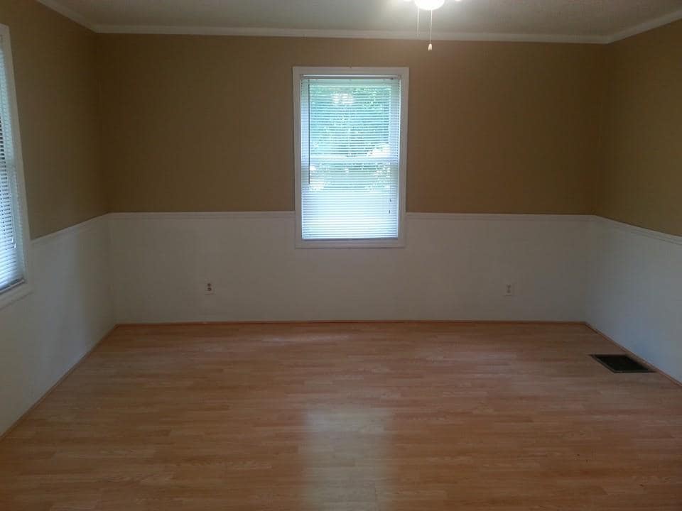 Building Photo - 813 Tippit St