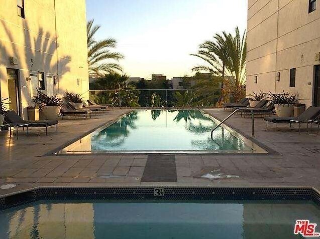 Building Photo - 1234 Wilshire Blvd