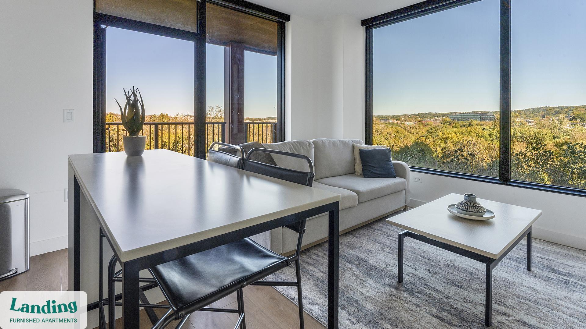 Building Photo - 632 Howard Rd SE