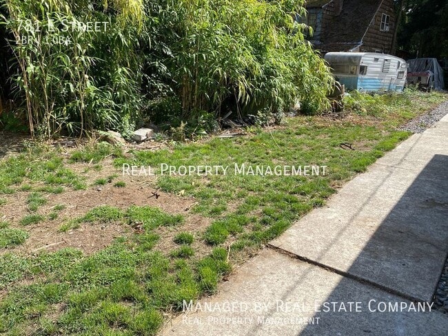 Building Photo - 781 E Street-