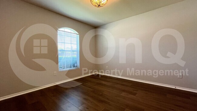 Building Photo - 13269 Fowler Dr