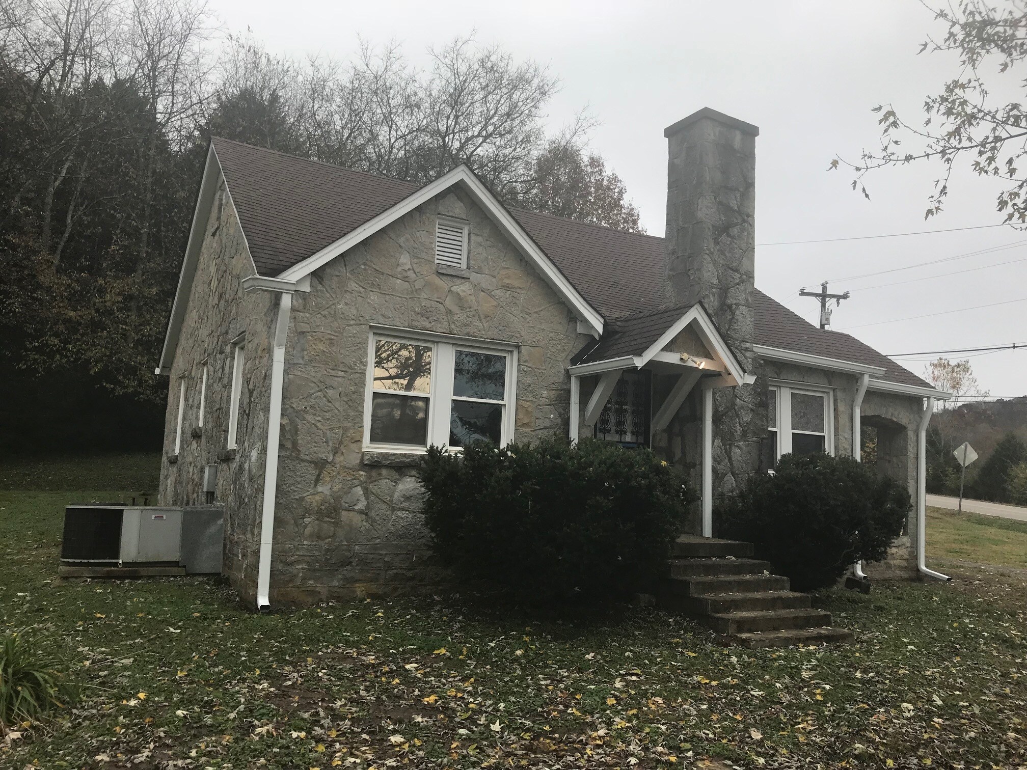 Building Photo - 2200 Claylick Road