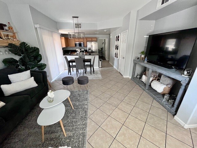 Open Concept Living - 3845 Wiggins Bay St