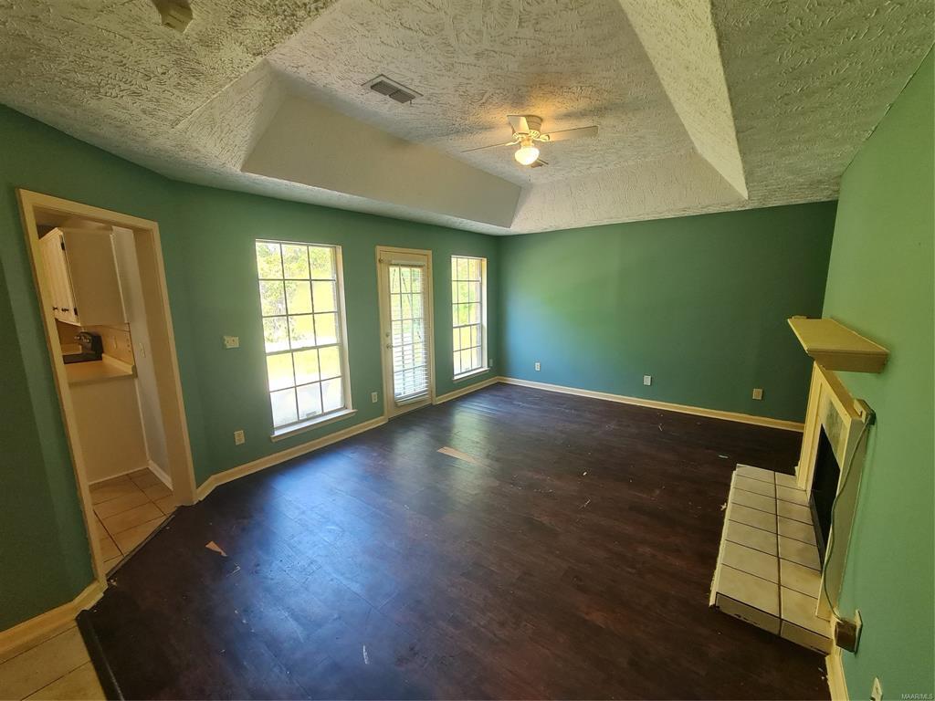 Building Photo - 3661 Horseshoe Cir