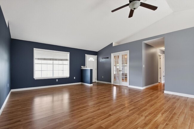 Building Photo - 4799 Coronado Cir