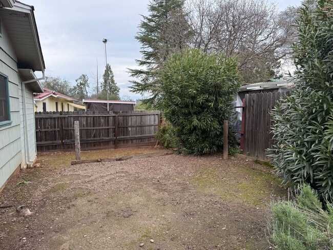 Building Photo - Charming 2-Bedroom Auburn Home with Beautiful Covered Patio!