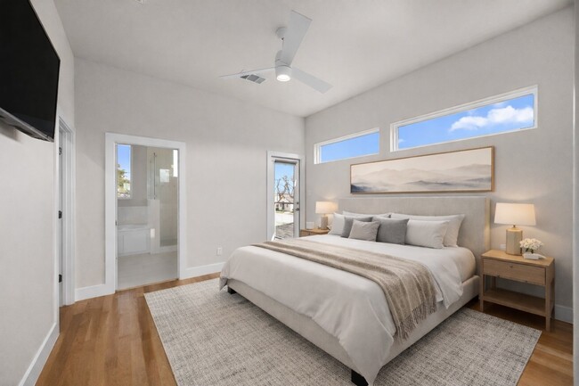 Building Photo - 4618 Nichols St