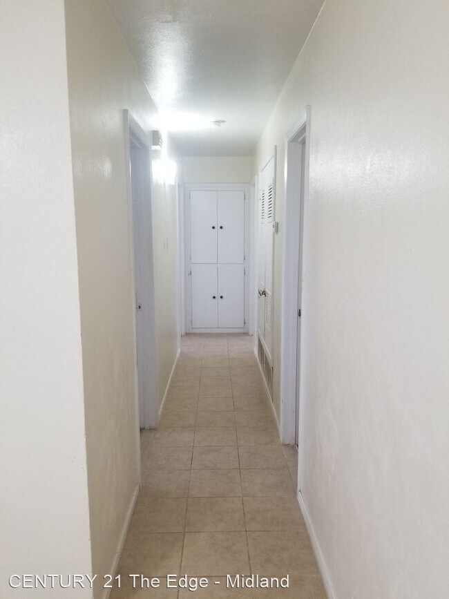 Building Photo - 3 br, 2 bath House - 4711 Storey